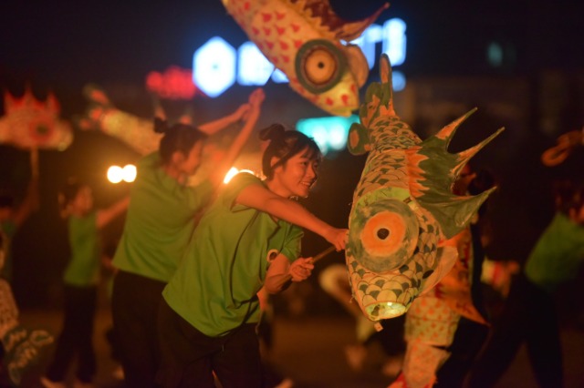 魚(yú)燈 （吳耿宇 攝）.jpg